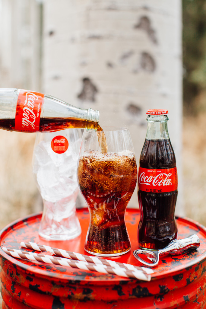 Entertaining with Coca-Cola, fireside camp styled by The TomKat Studio, photos by Ten22 Studio