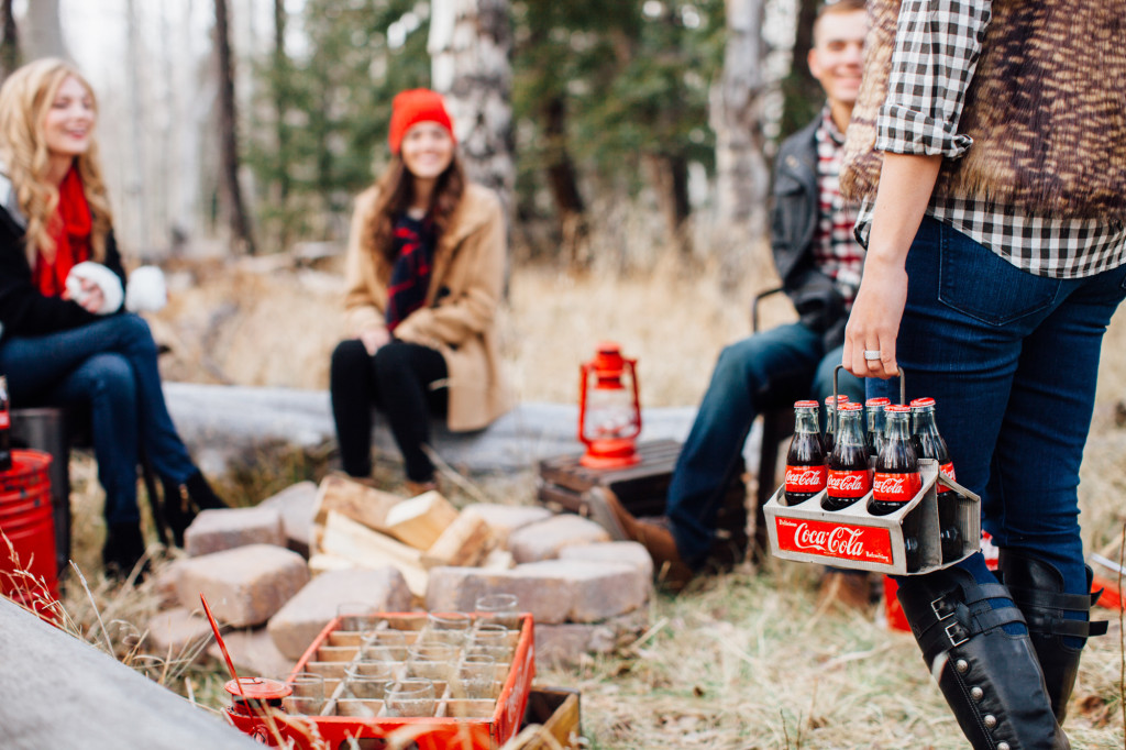 Entertaining with Coca-Cola, fireside camp styled by The TomKat Studio, photos by Ten22 Studio