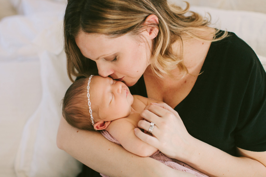 gargol family newborn lifestyle portraits ten22 studio (12 of 32)