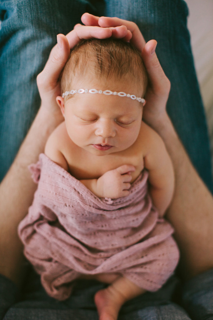 gargol family newborn lifestyle portraits ten22 studio (21 of 32)