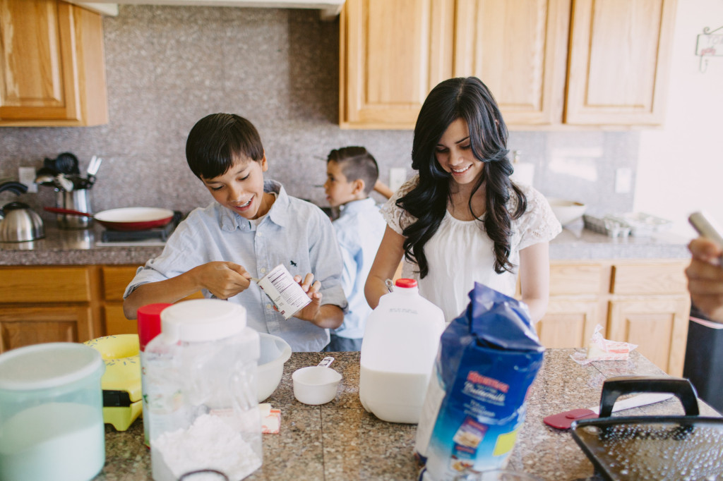 hansen family home brunch lifestyle photoshoot ten22 studio