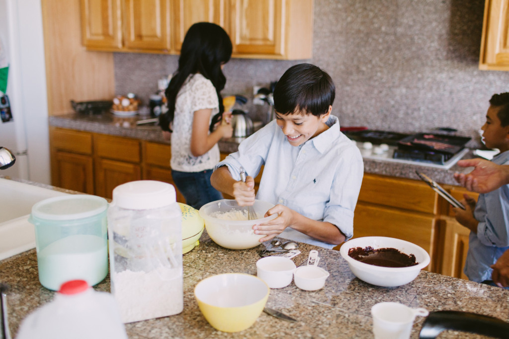 hansen family home brunch lifestyle photoshoot ten22 studio