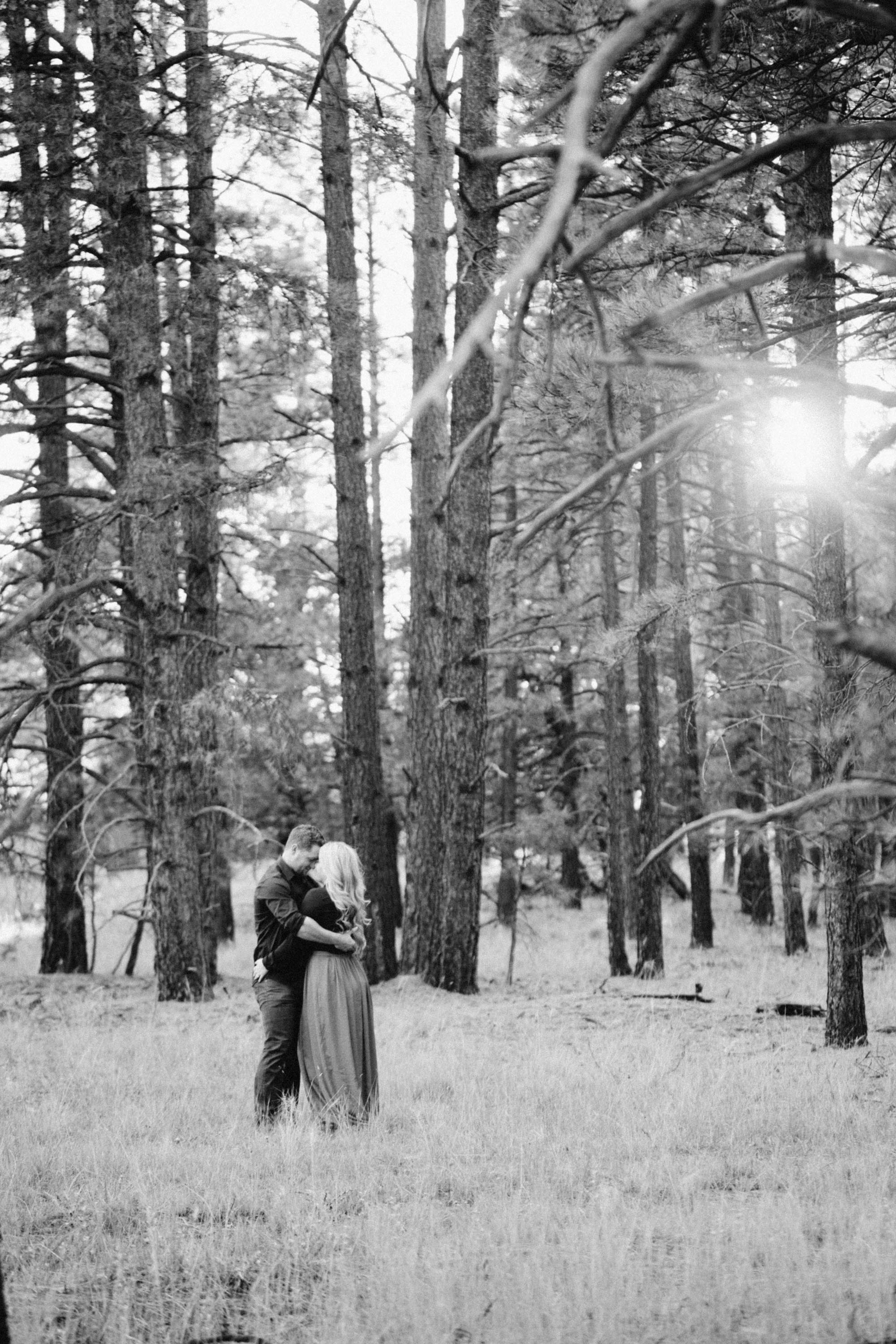  Calhoun Forest Outdoor Arizona Couples ©Ten22 Studio