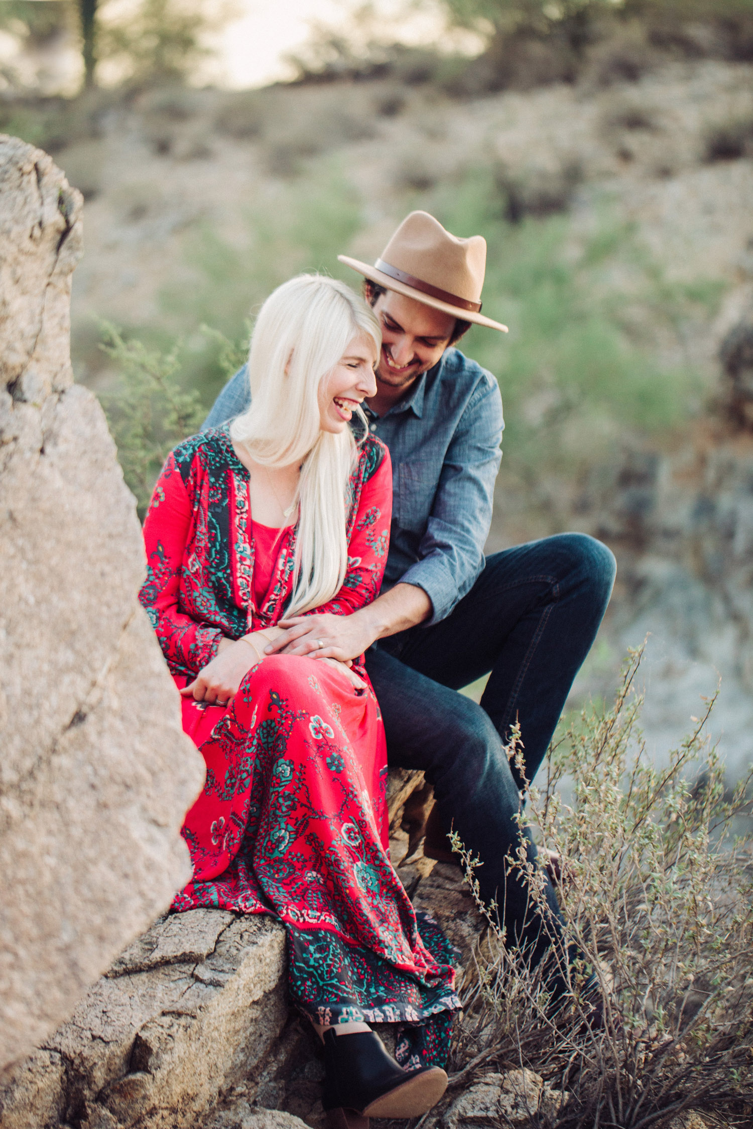 desert boho lifestyle engagement session (18 of 18)