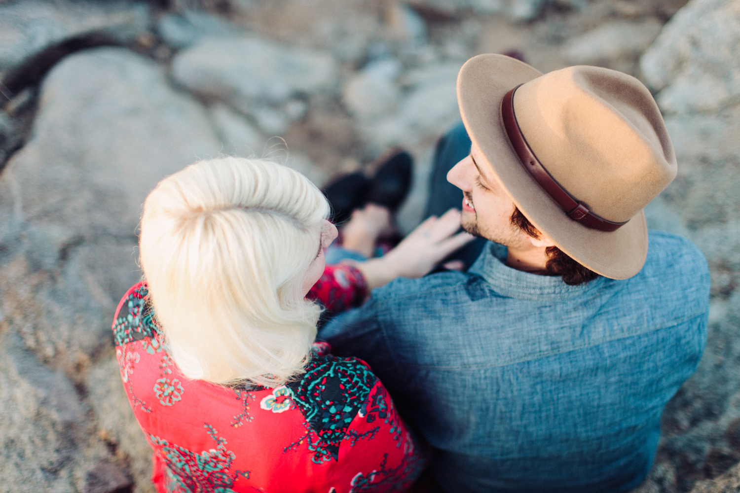 desert boho lifestyle engagement session (18 of 18)